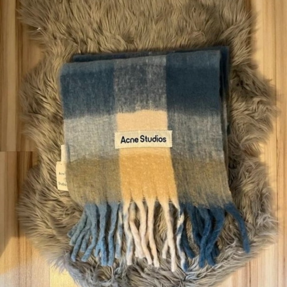 Acne studios scarf
